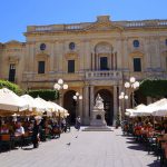 la_valletta_piazza_regina_caffe_cordina